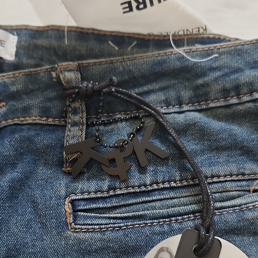 Kendall & Kylie Mid-Rise Flare Jeans - Blue - Picture 4 of 8